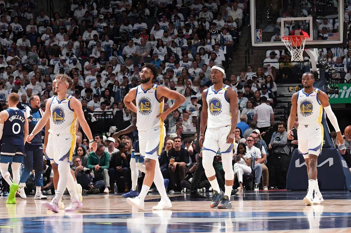 关于金州勇士训练开放日，国际比赛日造点机会引欢呼，CBA常规赛在即，年轻球员得到机会的信息